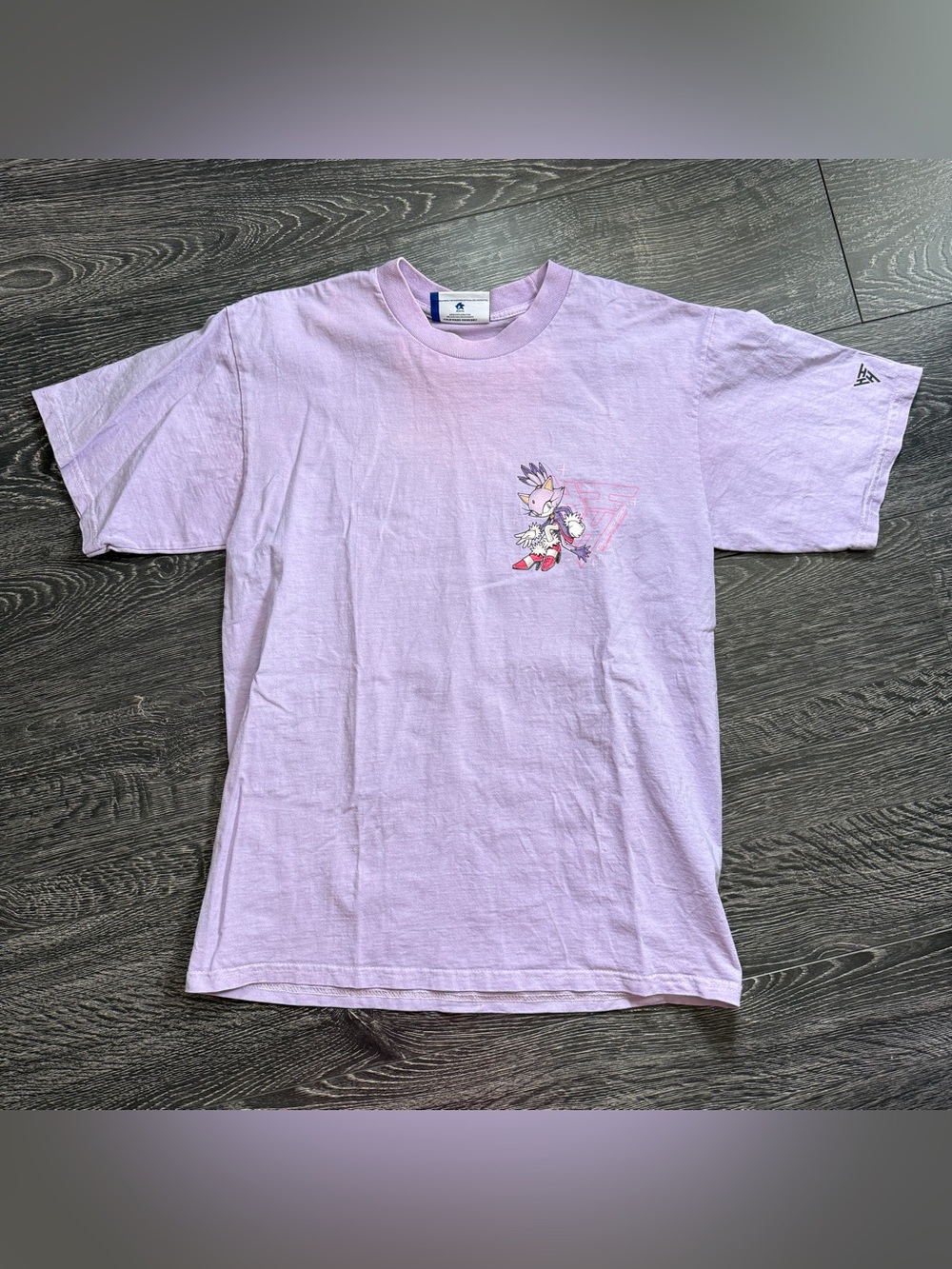 HYPLAND Sonic the Hedgehog Blaze shirt 
Rare shirt